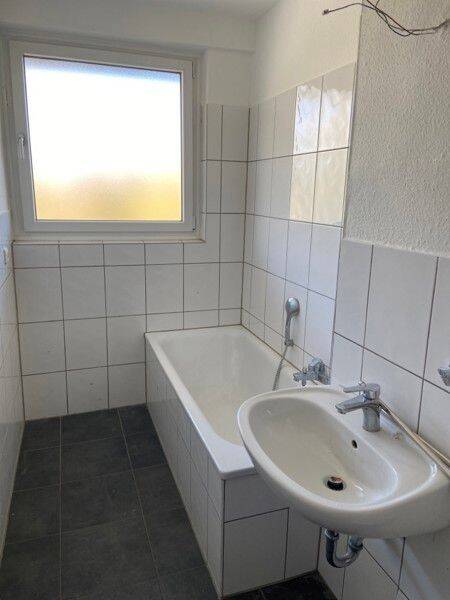 Nette Nachbarn gesucht: Tolle 2 Zimmerwohnung im Stadtteil Bauernfeind mit Balkon! – Nürnberg – Vorschaubild 2