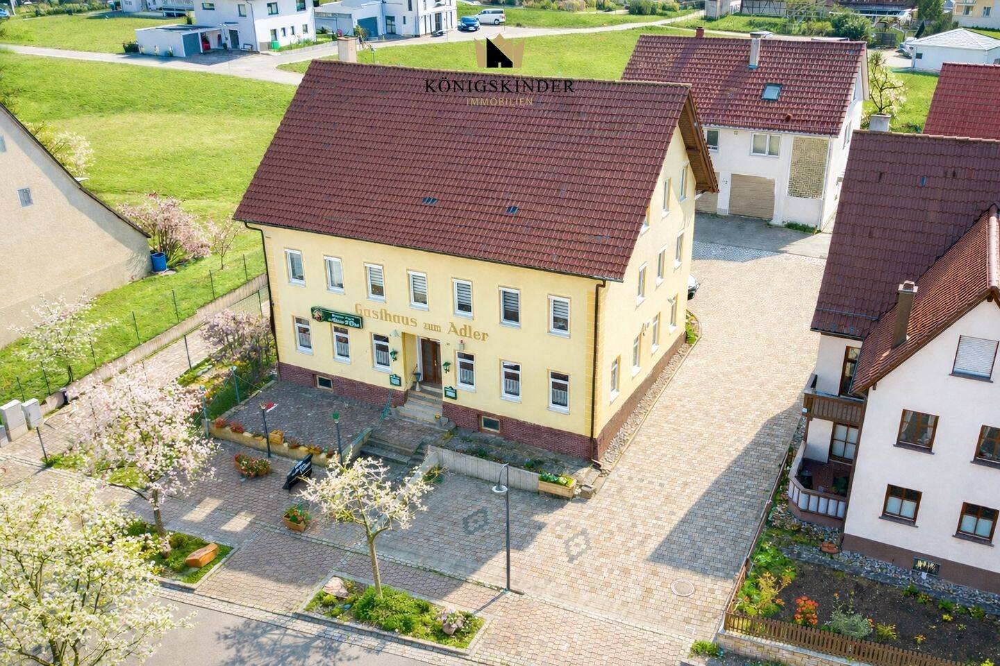 Ihre Chance auf den eigenen Gastronomiebetrieb mit Wohnhaus – Vöhringen – Bild 1 von 9