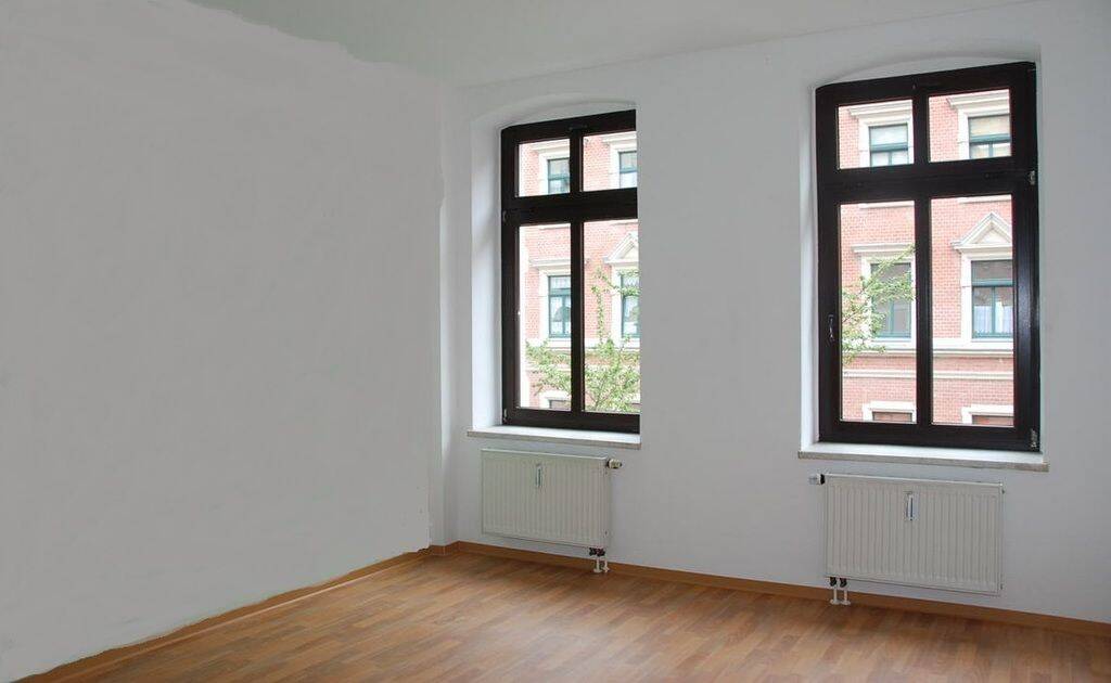 2-Raum-Altbauwohnung mit Wanne – Chemnitz – Vorschaubild 2