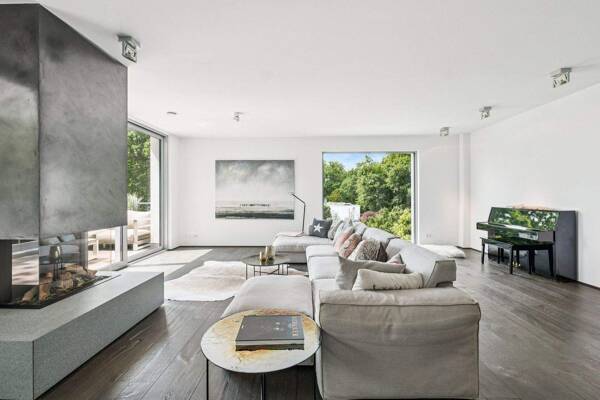 Terrassenwohnung in 22587 Hamburg mit 230 m² kaufen