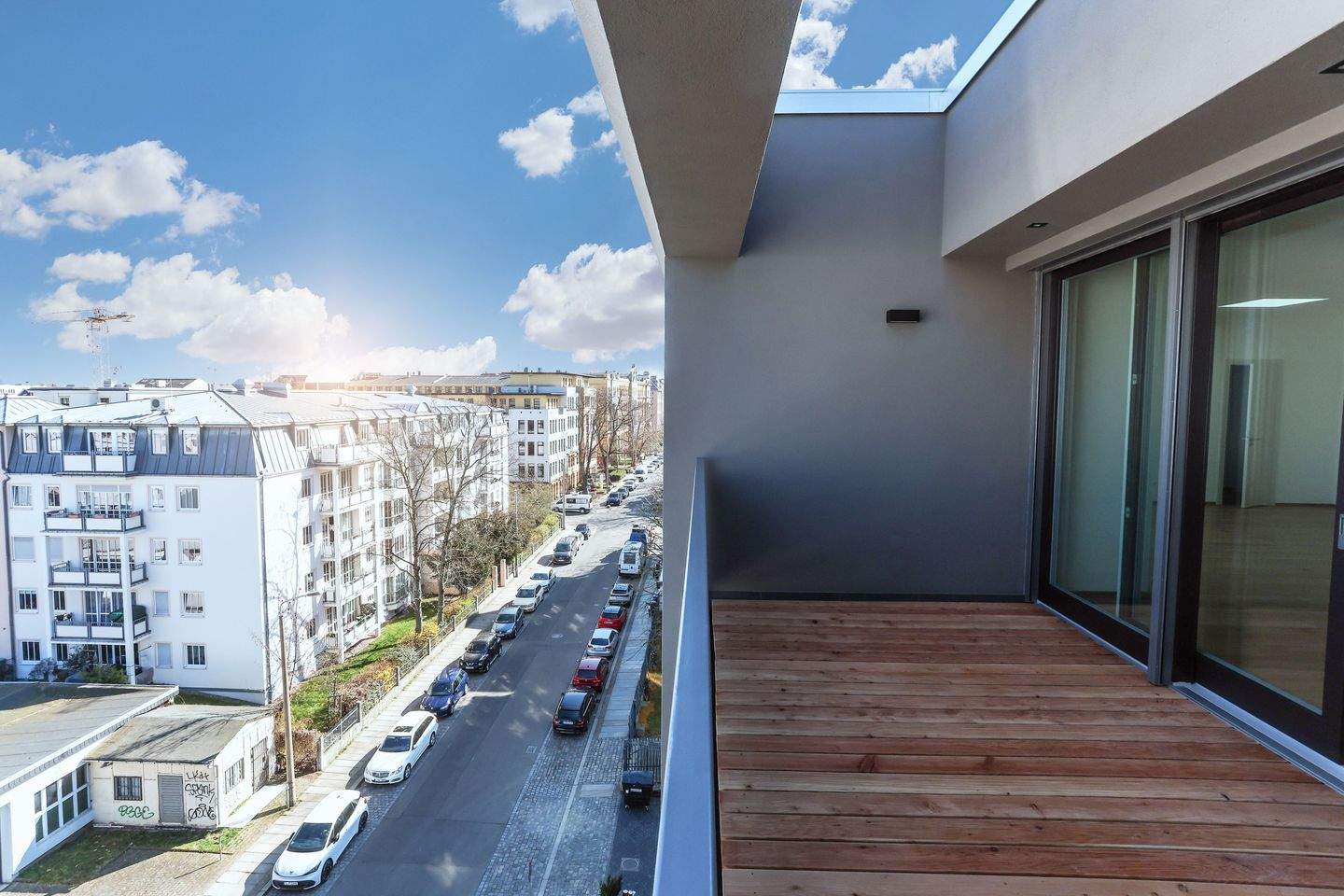Luxuriöses Neubau Penthouse mit 2 TG-Stellplätzen und eigener PV-Anlage! – Leipzig – Vorschaubild 3