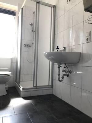 Hagen - Ischeland Schön aufgeteilte Zweizimmerwohnung und großer Küche mit Balkon zum Garten – 58097 Hagen – Vorschaubild 5