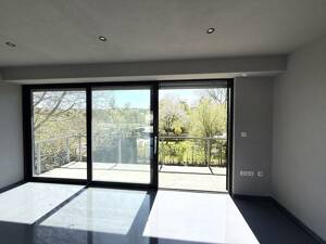 Wohn- und Geschäftshaus in Ulm-Söflingen - freie Wohnung & Gewerbe, attraktive Nutzung und Potenzial – 89081 Ulm – Vorschaubild 2