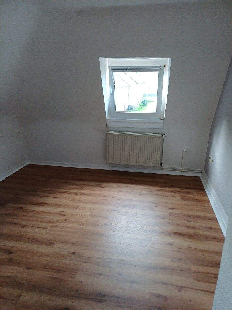 Gepflegtes Mehrfamilienhaus mit 3 Wohneinheiten, laufender Modernisierung und attraktiver Mieteinnahme! – Kassel – Vorschaubild 6