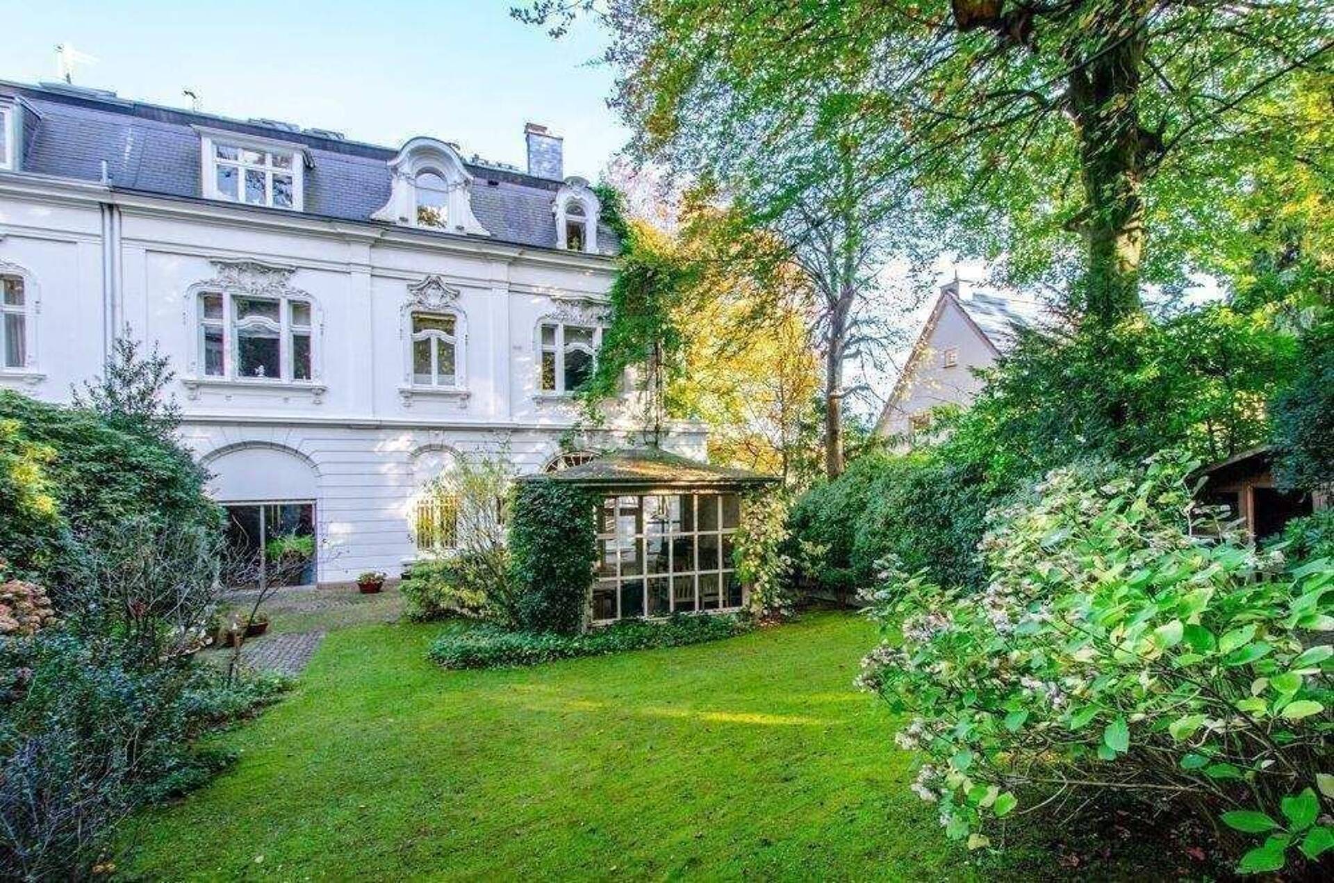 Haus in 42115 Wuppertal mit 605 m² kaufen