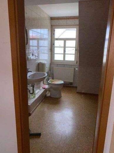 Preisreduzierung - Top renovierte 2 Zimmer, Küche, Badwohnung in Gudensberg zu verkaufen – Gudensberg – Vorschaubild 4