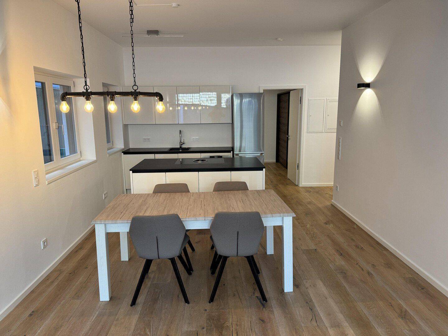 PROVISIONSFREI - TOP-Lage / Moderne 2-Zimmer-Wohnung (BJ 2018) mit Terrasse, Küche & TG – Stuttgart – Vorschaubild 5
