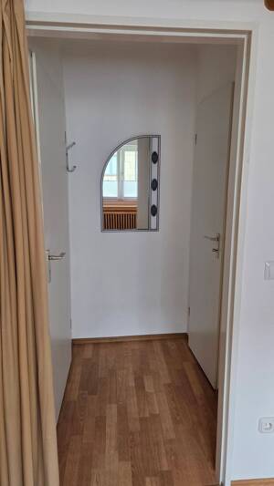 Gemütliche 1 Zimmer Wohnung mit separater Küche – 40545 Düsseldorf – Vorschaubild 2