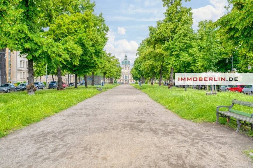 IMMOBERLIN.DE - Angenehme Lage! Sonnige Wohnung mit Südwestbalkon beim Charlottenburger Schloss