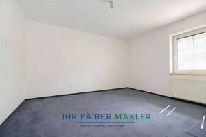 Großes Einfamilienhaus / Zweifamilienhaus mit 236m² Wohnfläche am Naturschutzgebiet im Bremen – 28355 Bremen – Vorschaubild 9