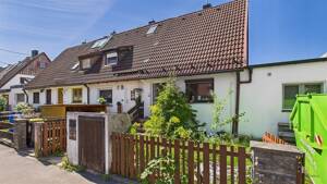 Reihenmittelhaus in München mit Erweiterungsgenehmigung und enormem Wertsteigerungspotenzial – 80999 München – Vorschaubild 2