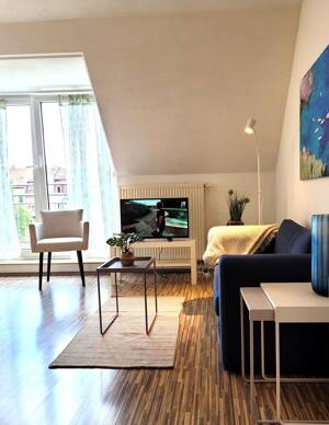 Bestlage zentral - gemütliches Apartment mit Sonnen-Balkon, hochwertig möbliert – 90408 Nürnberg – Vorschaubild 3