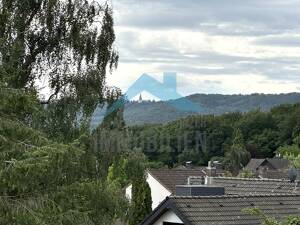 Moderne und großzügige 3 ZKB-Penthouse-Wohnung mit Aufzug und Traumblick über Kassel-Harleshausen! – 34128 Kassel – Vorschaubild 4