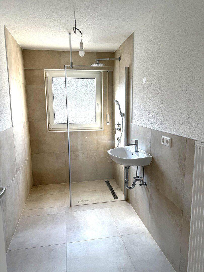 Erstbezug nach Sanierung - tolle 3 Zimmer Wohnung mit Balkon – Stuttgart – Vorschaubild 2