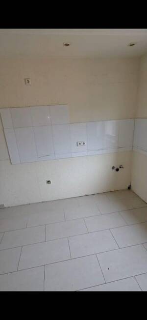 Schöne helle 2 Zimmerwohnung mit Stuckdecken – 46117 Duisburg – Vorschaubild 6