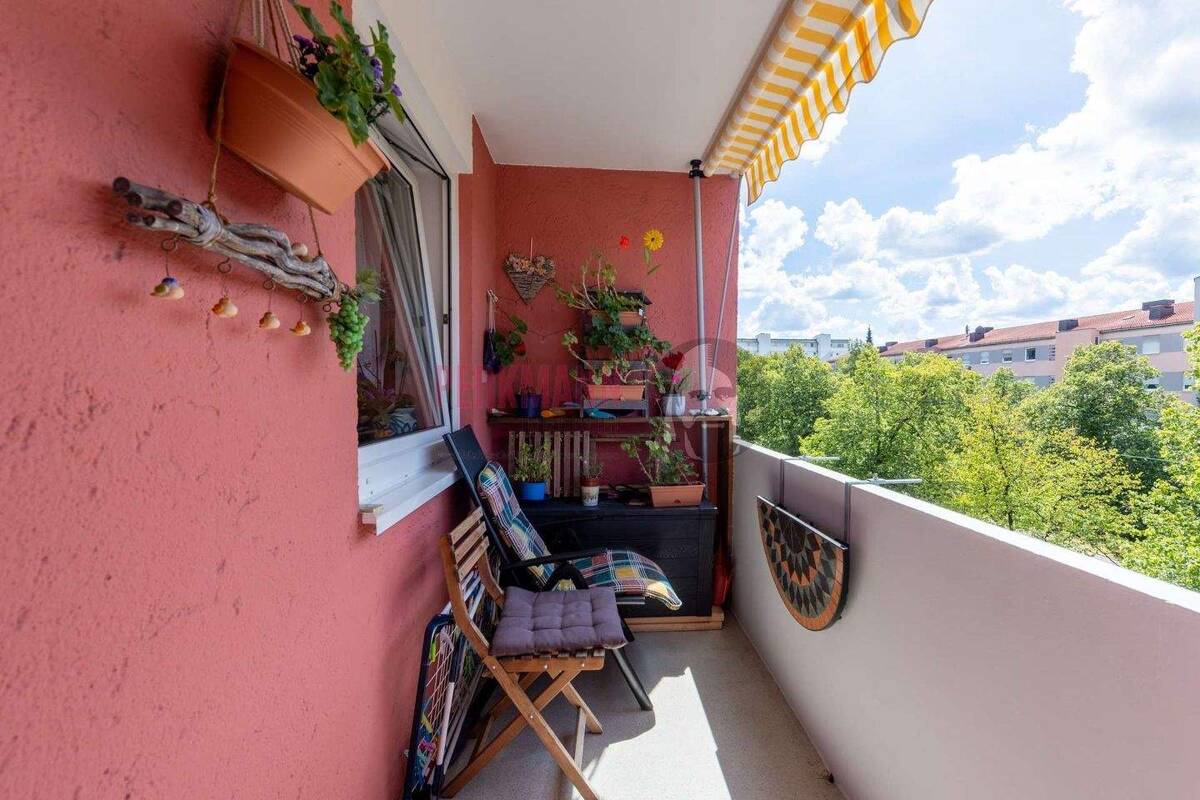 Provisionsfrei! Selbstbezug oder Kapitalanlage -4 Zimmer Wohnung mit Balkon in Sendling – 81369 München – Bild 1 von 9