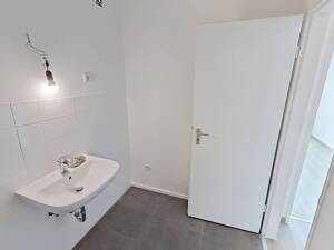 Hübsche 2-Zimmer-Wohnung mit modernem Wannenbad, großem BALKON & tollem Ausblick – 48159 Münster – Vorschaubild 9