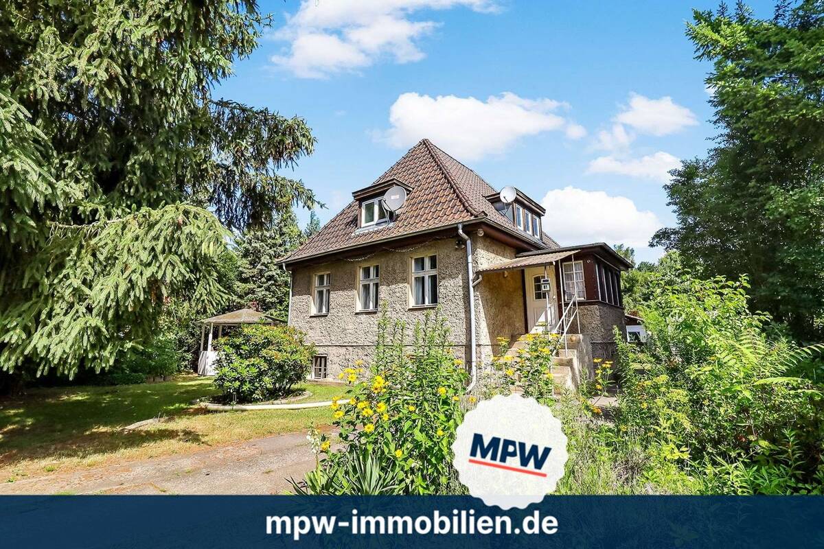 Viel Platz für die ganze Familie - Charmantes Wohnhaus in begehrter Wohnlage – 12683 Berlin – Bild 1 von 9
