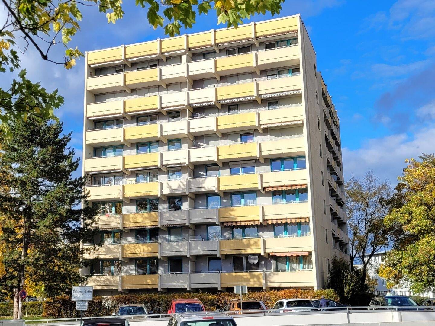 Siemens-Campus und S-Bahn ganz nah: Bezahlbare und gemütliche 3-Zimmer-ETW zur Kapitalanlage in Erlangen-Bruck
