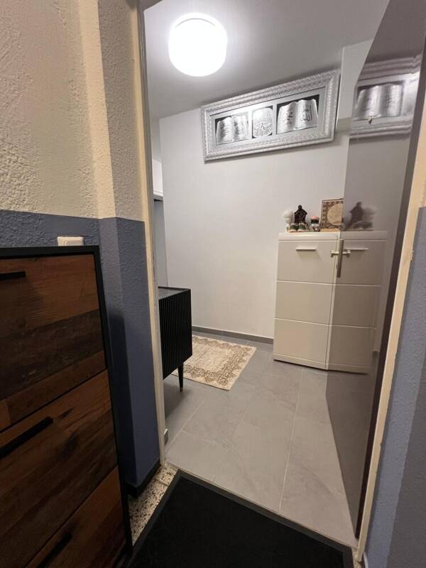 Etagenwohnung in 51103 Köln mit 64,84 m² kaufen