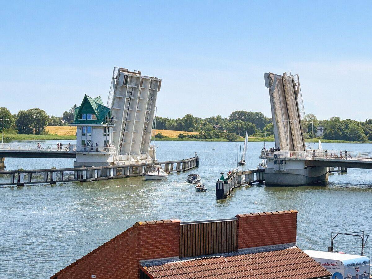 Ein Logenplatz an der Schlei - Exklusive Wohnung in erster Hafenreihe