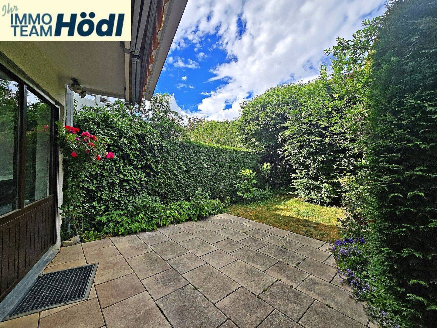 Großes Reihenhaus mit Garage und AAP im Freien sucht neuen Eigentümer !! – Reutlingen – Vorschaubild 9