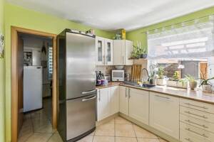 Provisionsfrei - Familienfreundliches Haus in gutem Zustand mit sonnigem Garten und Pool – 4178 Leipzig – Vorschaubild 5