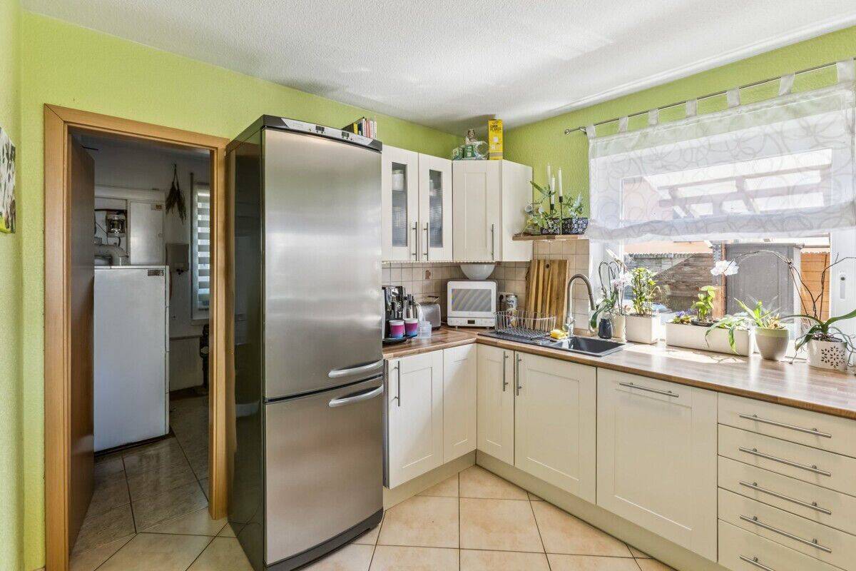 Provisionsfrei - Familienfreundliches Haus in gutem Zustand mit sonnigem Garten und Pool – Leipzig – Vorschaubild 5