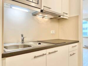 „WOHLFÜHLOASE“ TOP MODERNES VOLL MÖBLIERTES 1 APARTMENT IN ZENTRALER LAGE – 90443 Nürnberg – Vorschaubild 9