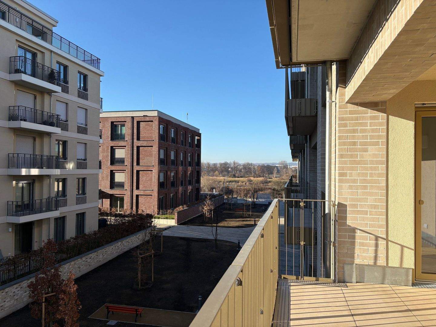 * Erstbezug HafenCity - moderne 4 Raumwohnung mit großer Loggia und schönem Blick * – Dresden – Vorschaubild 8