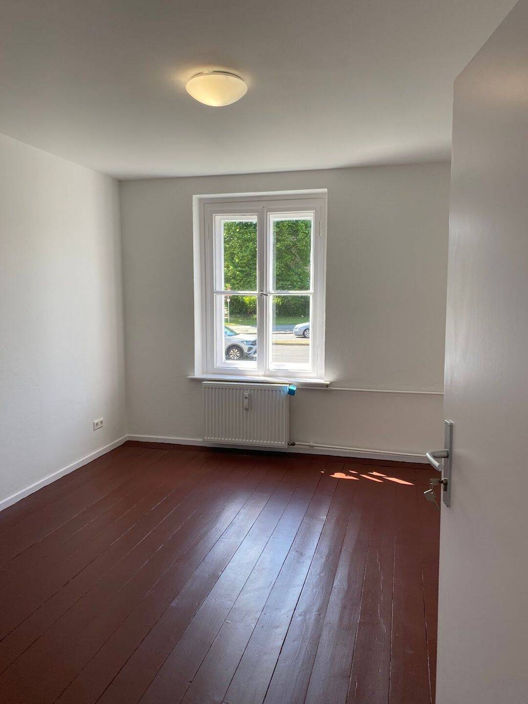 Zimmer 13,63 m² innerhalb einer 2er-WG // EG re Zimmer 0064 – Wolfsburg – Vorschaubild 2