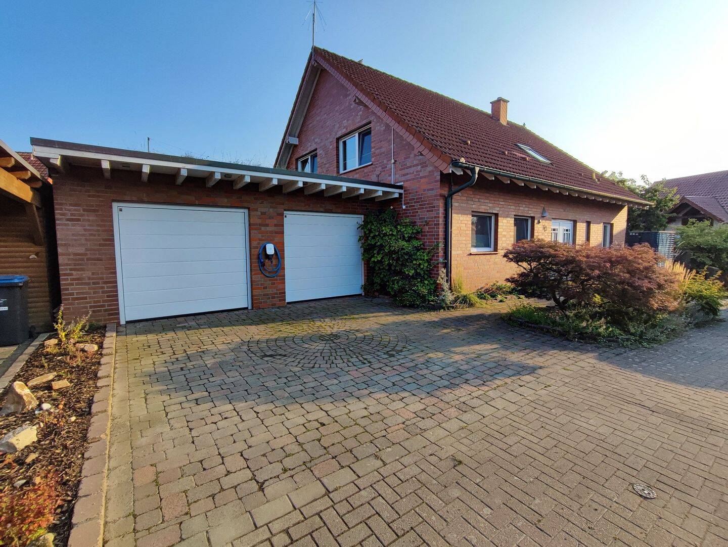 Von privat (provisionsfrei): Grosszügiges und energetisch autarkes Einfamilienhaus mit optionaler ELW in Lippetal – Lippetal – Vorschaubild 2