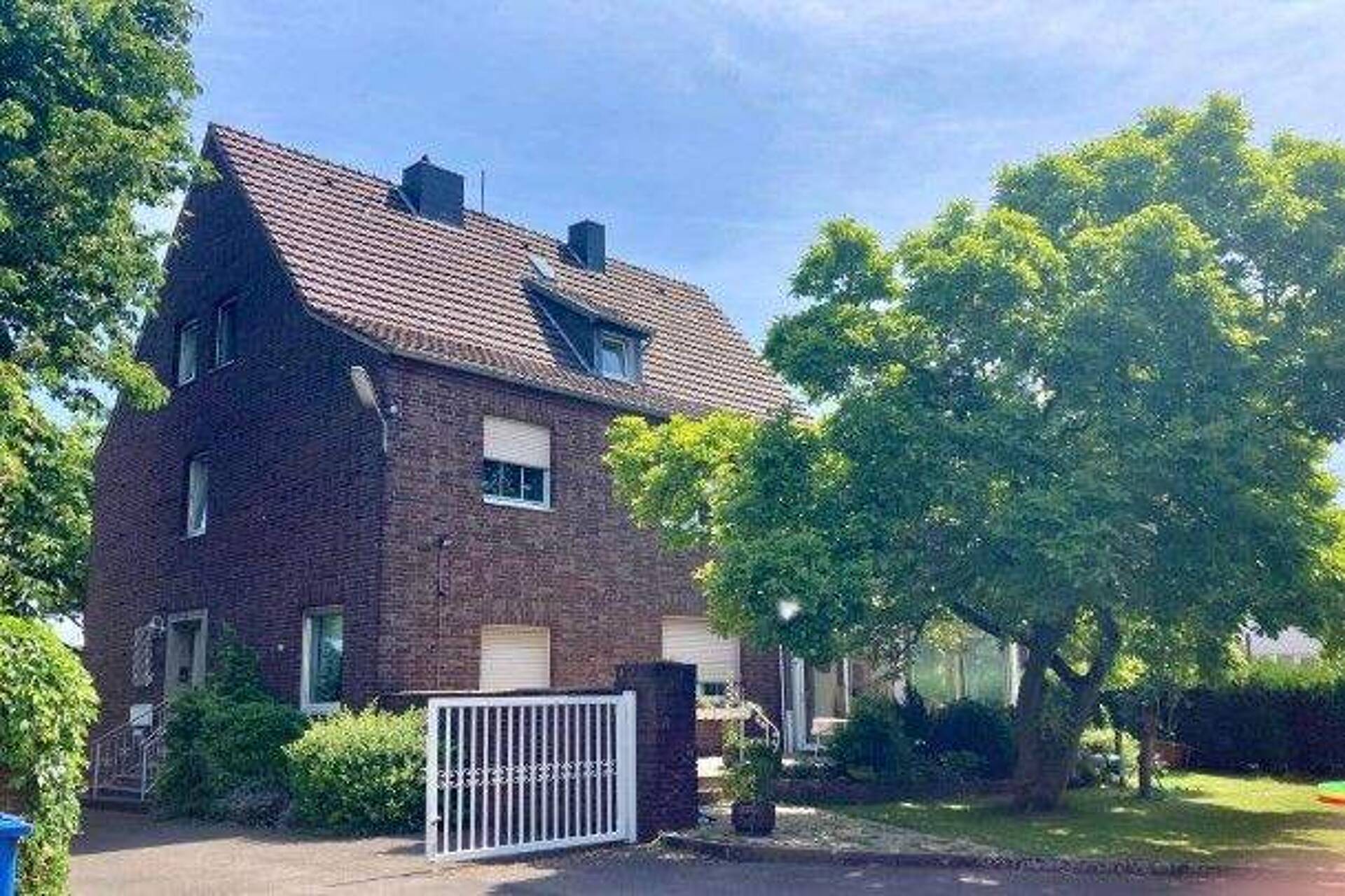 Haus in 41464 Neuss mit 299 m² kaufen