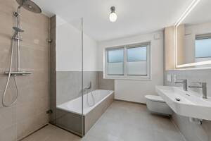 Neuwertige 3 - Zimmer - Balkonwohnung mit erstklassiger Ausstattung in Top - Lage von Meiendorf – 22145 Hamburg – Vorschaubild 9