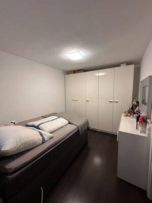 Modernes, gepflegtes Reihenhaus mit Einbauküche, Außenstellplatz und schönem Garten – 74074 Heilbronn – Vorschaubild 9