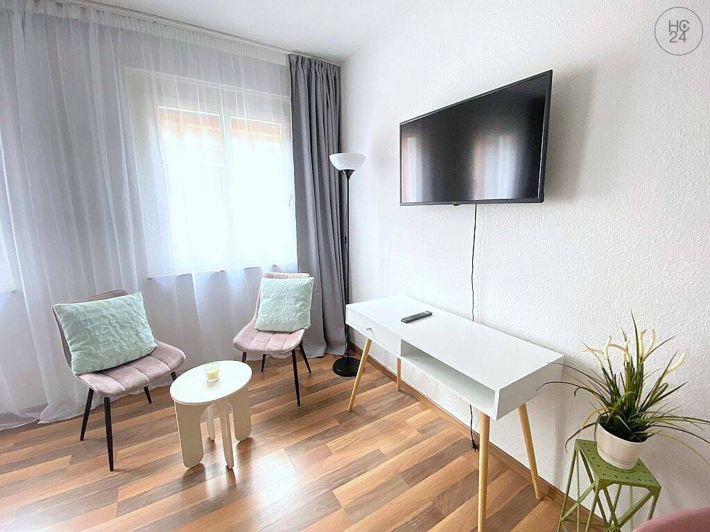 Modern möblierte 2-Zimmer-City-Wohnung mit Balkon und WLAN direkt an der Burg – Nürnberg – Vorschaubild 9