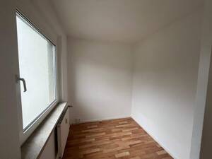Charmante 1-Zimmer Wohnung| Einbauküche nach eigener Wahl – 8062 Zwickau – Vorschaubild 4