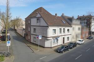 Attraktives Mehrfamilienhaus mit großem Garagenhof - Top Kapitalanlage – 46045 Oberhausen – Vorschaubild 2