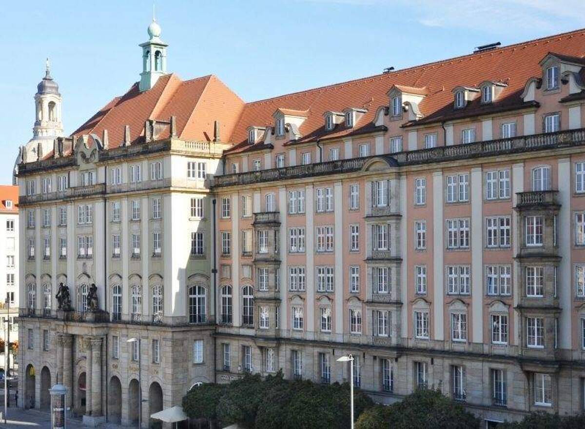 Luxuriöse Ausstattung in exklusiver Lage – 1067 Dresden – Bild 1 von 7