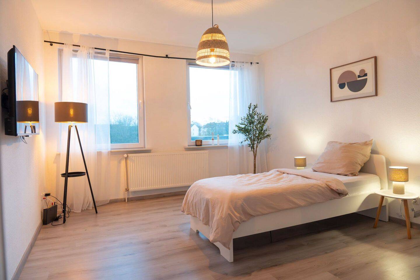 Möblierte Wohnung auf Zeit in Bremerhaven - zentral & komfortabel wohnen – Bremerhaven – Vorschaubild 2