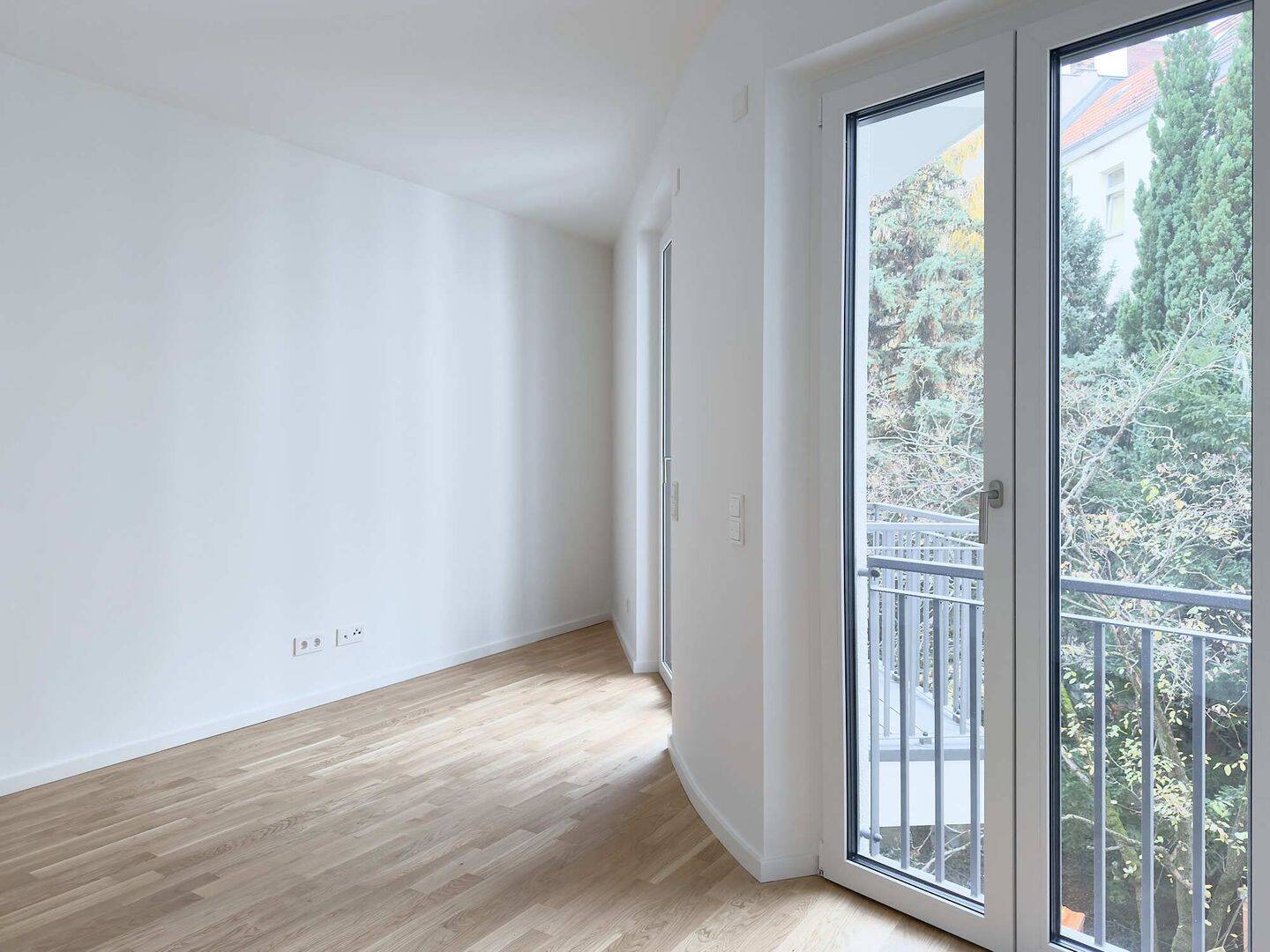 Familienwohnung mit Seeblick und 2 Balkonen – Berlin – Vorschaubild 4