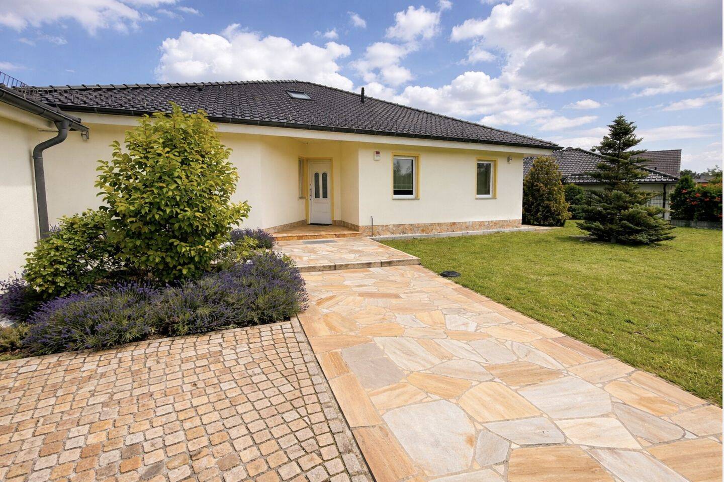Wandlitz - EFH auf 1.283 Grundstück mit Garten, Terrasse, Garage - nur 500 m zum Wandlitzer See ! – Wandlitz – Vorschaubild 7