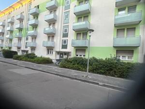 Provisionsfrei* LU -Süd 2 ZKB Luxus-modern kernsaniert Nähe Parkinsel im sanierten Mehrfamilienhaus