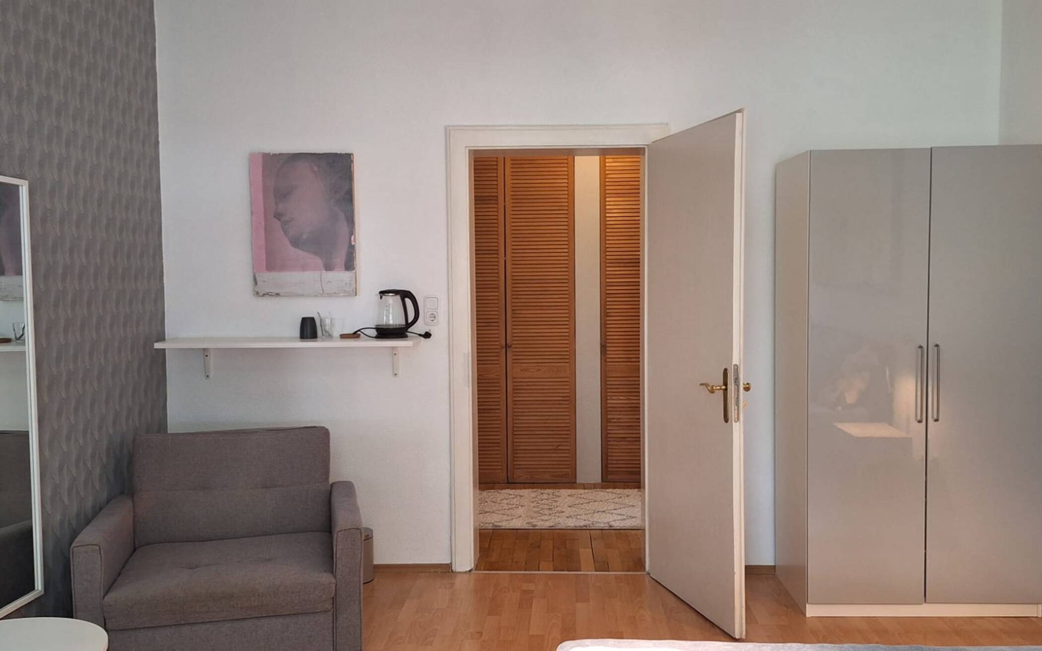 Möbliertes Zimmer, Auf Zeit & WG in Karlsruhe – Karlsruhe – Vorschaubild 5