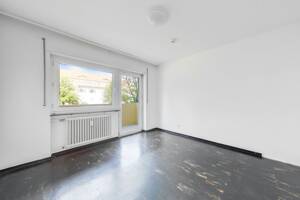 BRUMANI | 3-Zimmer-Wohnug mit Balkon, Aufzug und Wertsteigerungspotenzial in Freiburg-Haslach – 79115 Freiburg im Breisgau – Vorschaubild 2