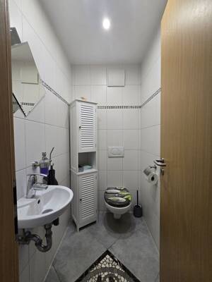Familienfreundliche Maisonette mit großzügigem Raumkonzept und Terrasse – 50859 Köln – Vorschaubild 9