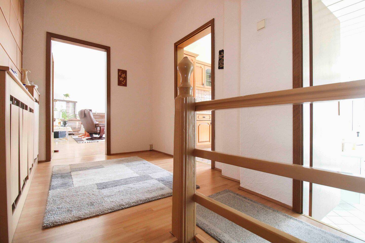 Einfamilienhaus mit Ausbaupotenzial, Garagen und Wintergarten - innenstadtnah – Magdeburg – Vorschaubild 6