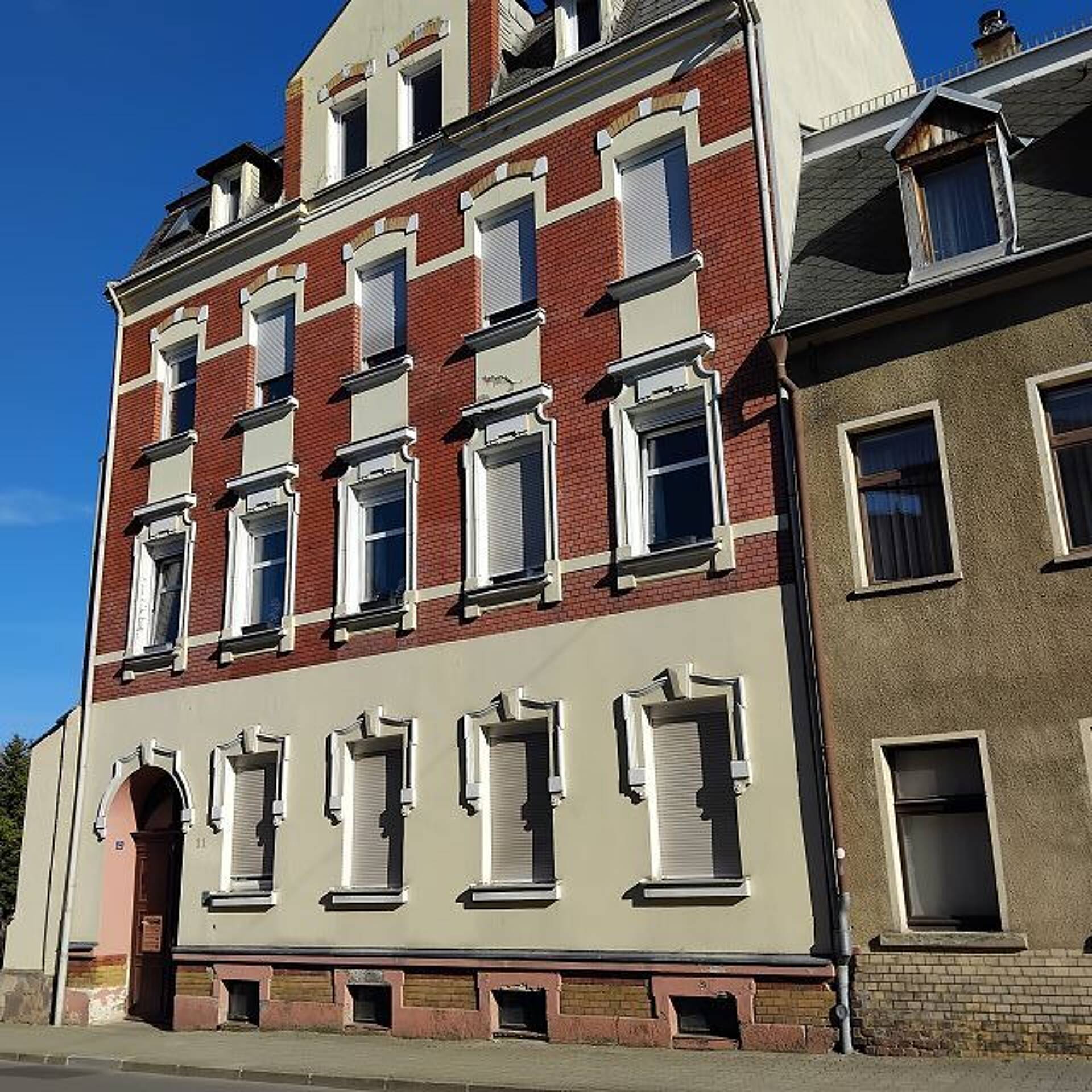 Etagenwohnung in 08151 Crimmitschau mit 100 m² kaufen