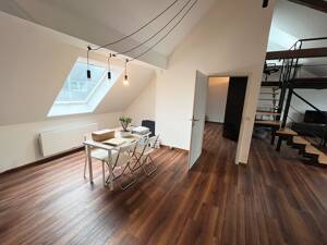 Traumhafte Dachgeschosswohnung mit offener Raumstruktur und moderner Ausstattung! – 45130 Essen – Vorschaubild 7