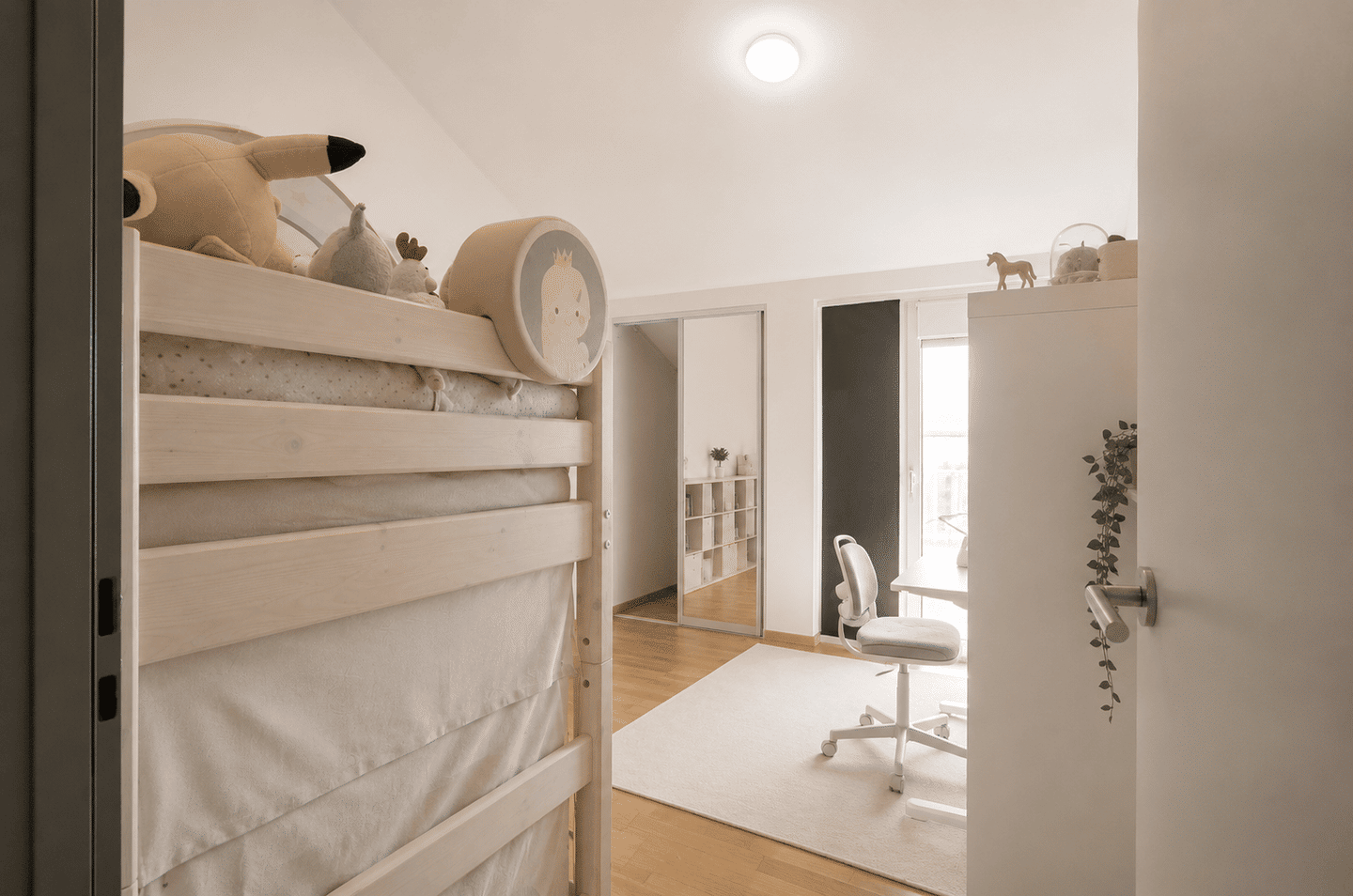 Exklusives Penthouse über den Dächern Berlins - Architektur trifft private Rooftop-Idylle – Berlin – Vorschaubild 3